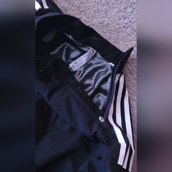 Adidas CONDIVO HYBRID SOCCER TRAINING Windbreaker JACKET (YOUTH) - Picture 3 of 5